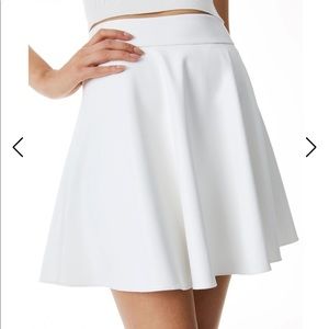 NWT Alice + Olivia White Vegan Leather Mazen Mini Skirt